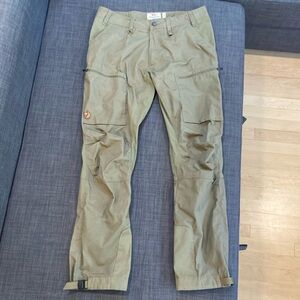 Fjallraven Men's Abisko Lite Trekking Trousers sz 48 (32 US waist) Reg Length
